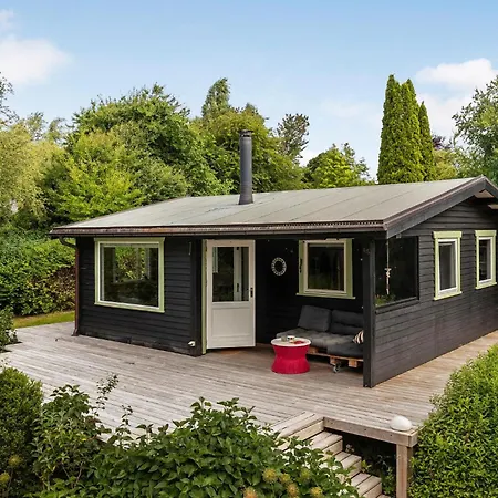 Сasa de vacaciones Cozy Home In Melby With Sauna Melby